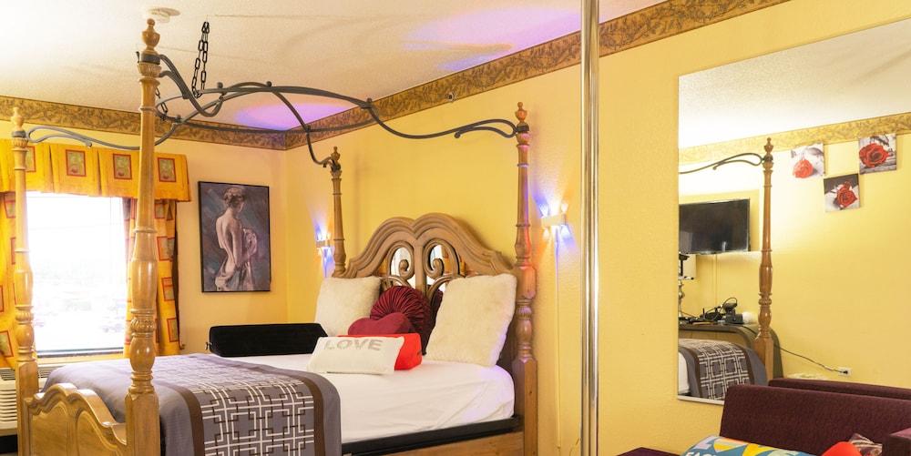 Luxe Inn and Suites photo 19