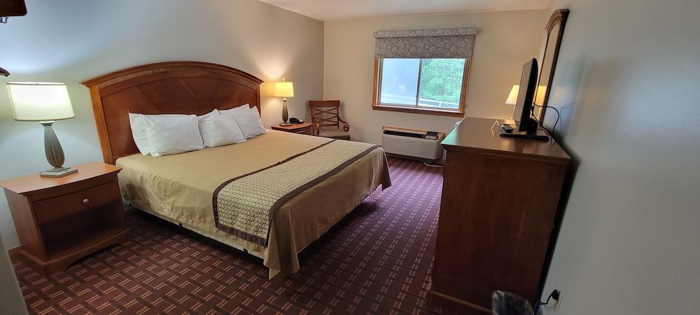 Mountaineer Inn photo 11