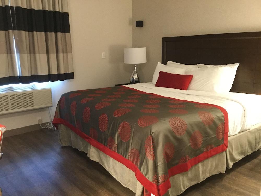 Ramada by Wyndham Bronx Terminal photo 6