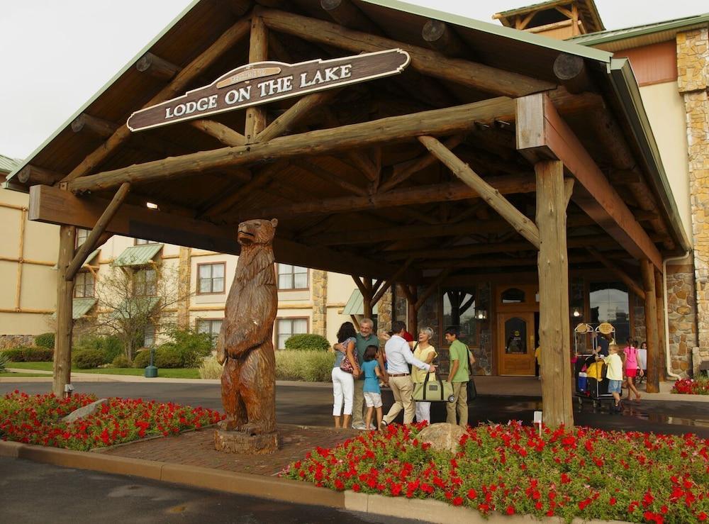 Darien Lake Lodge on the Lake photo 14