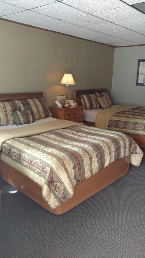 Five Star Inn photo 25
