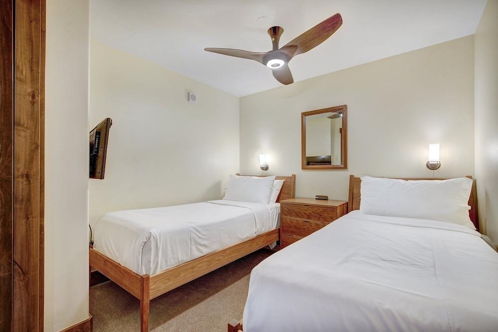Crystal Peak Lodge, A Vail Resorts Property photo 20