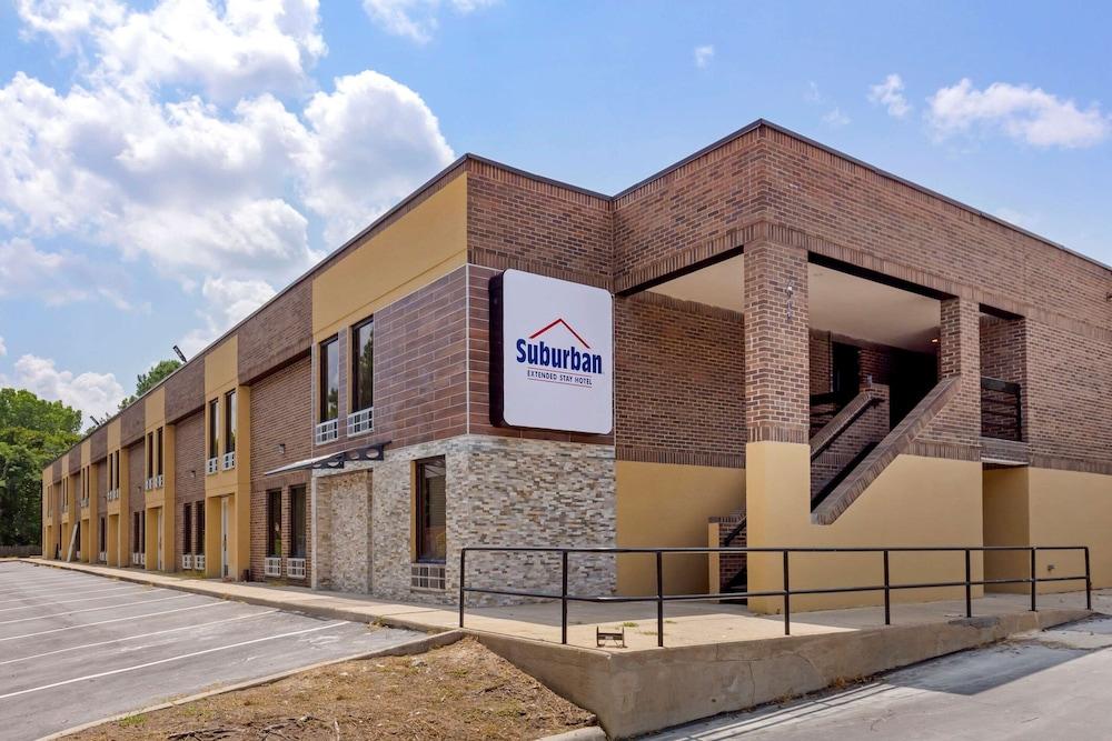 Suburban Studios Raleigh North photo 1