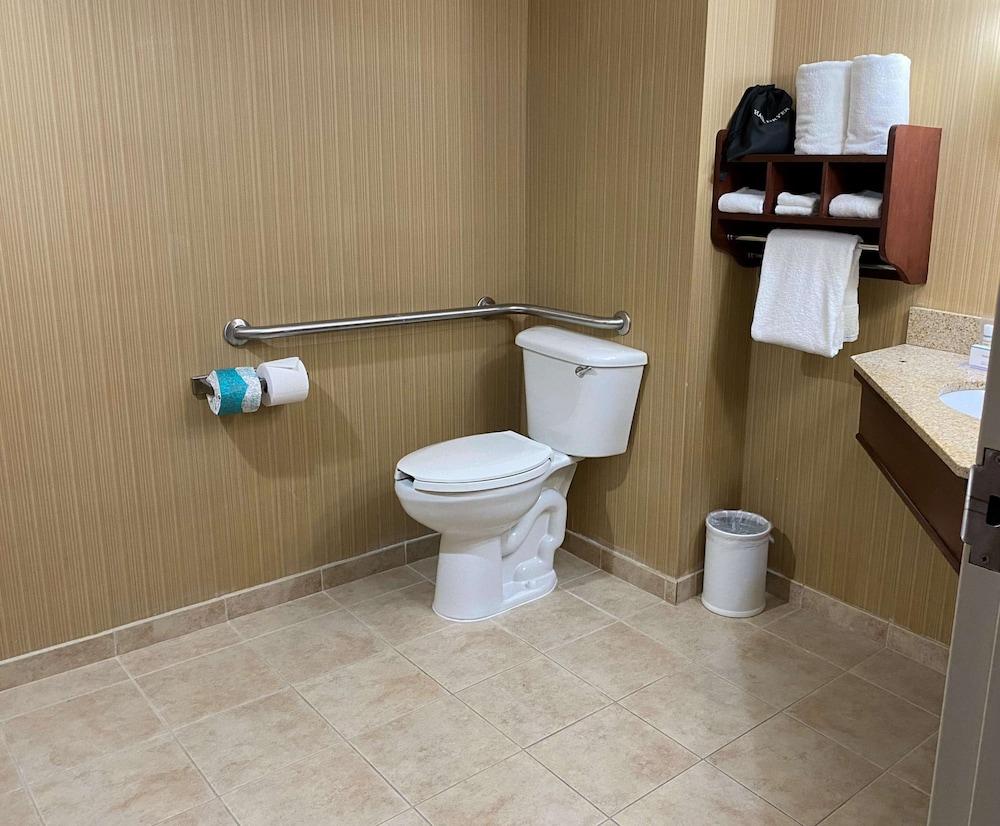The Addison Hotel, SureStay Collection by Best Western photo 13