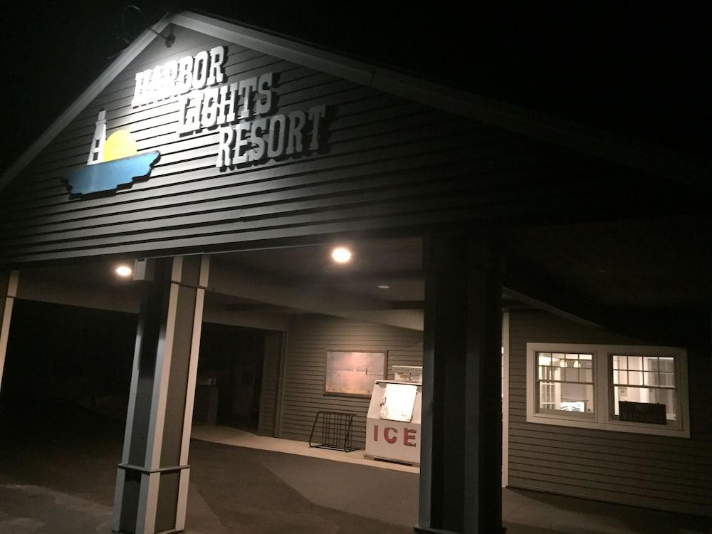 Harbor Lights Resort photo 19