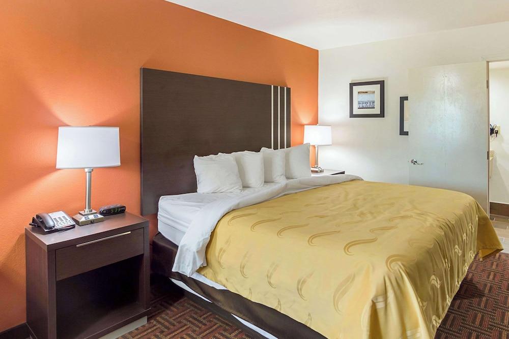 Quality Inn Amarillo East photo 9