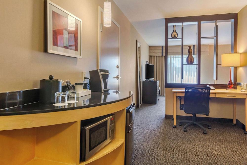 SpringHill Suites by Marriott Fort Collins photo 22