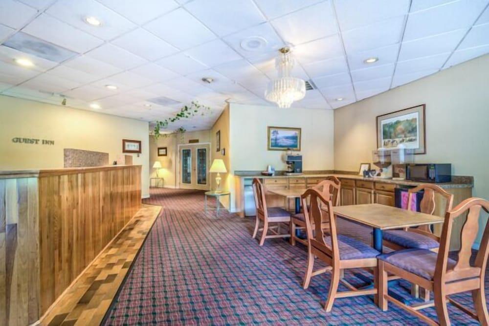 Guest Inn photo 8