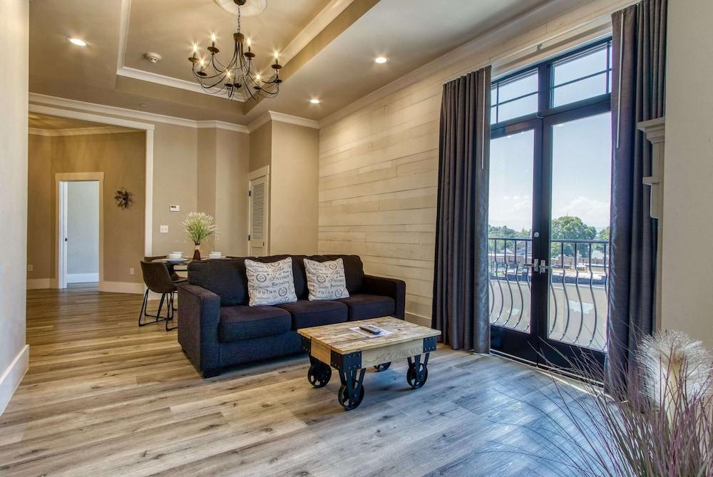 The Historic Central Hotel, a New Hotel Collection Property photo 15