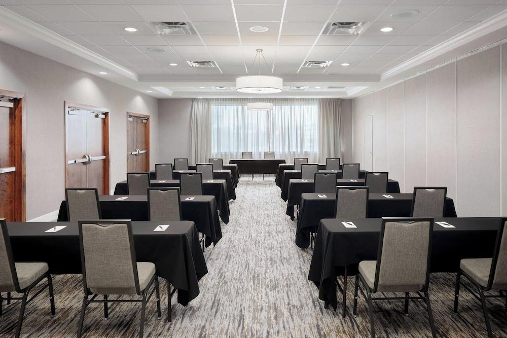 Sheraton Louisville Riverside by Marriott photo 31