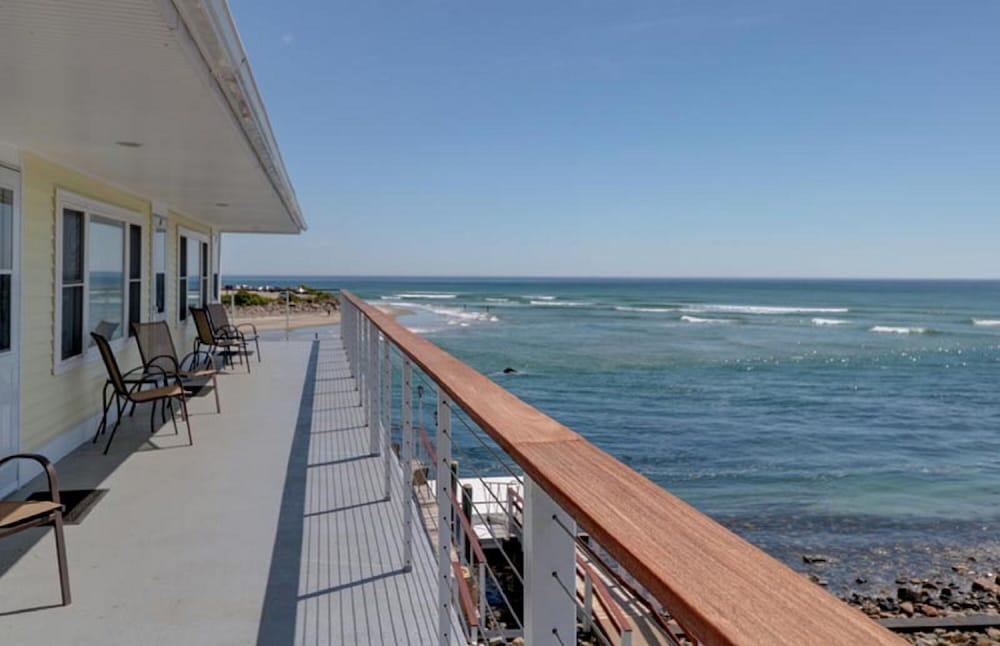 Sea Chambers Motel photo 23