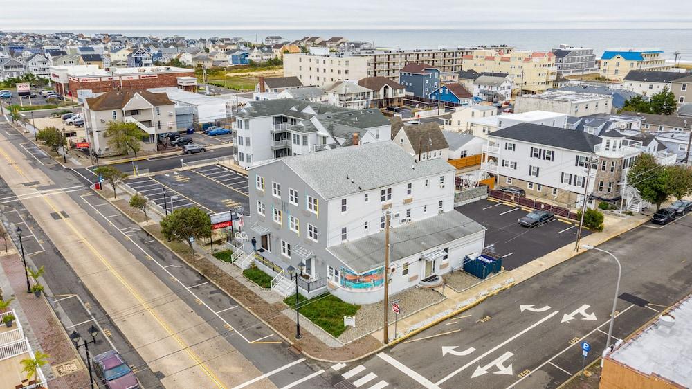 Hammock Inn & Suites - Jersey Shore photo 32