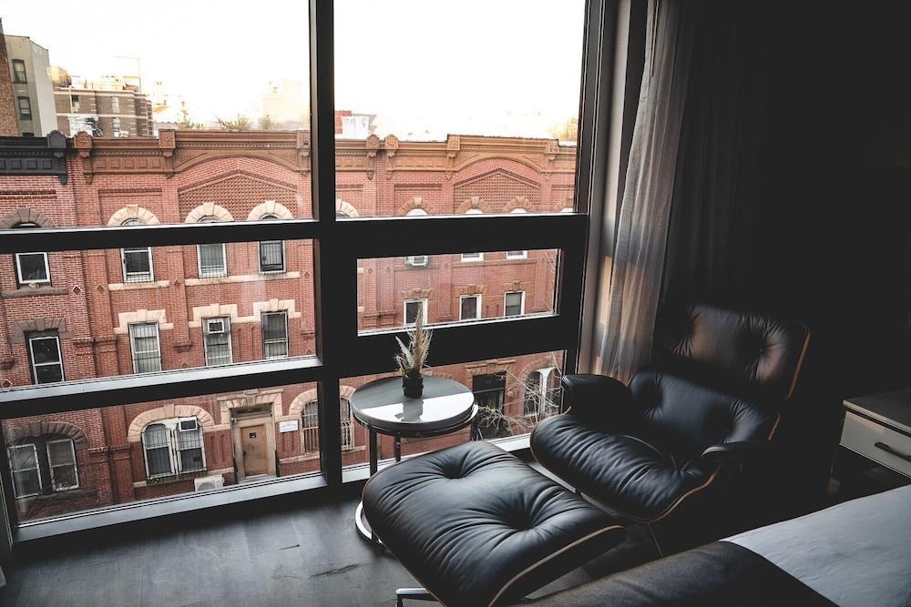 42 Hotel photo 6