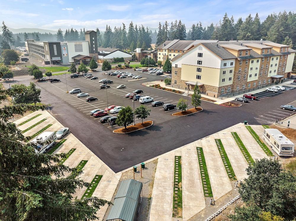 Lucky Eagle Casino & Hotel photo 26