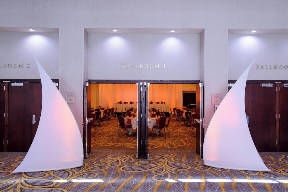 Marriott Rochester Mayo Clinic photo 37