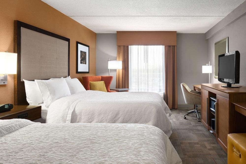 Hampton Inn Pell City photo 9