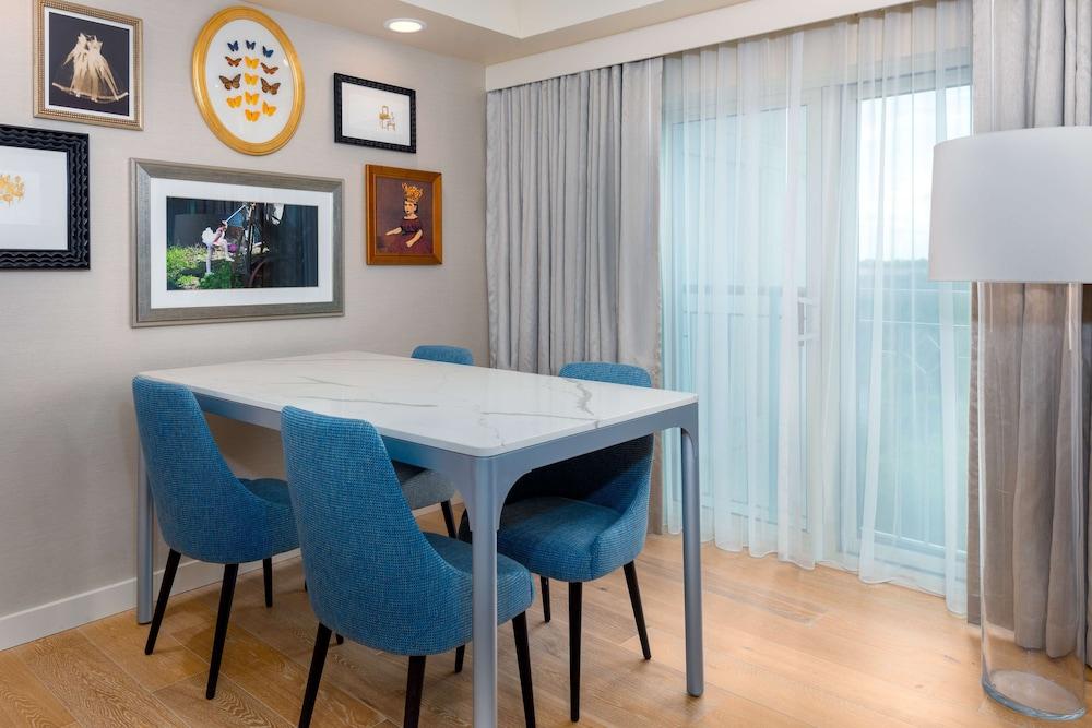 Hilton Charlotte Airport photo 42