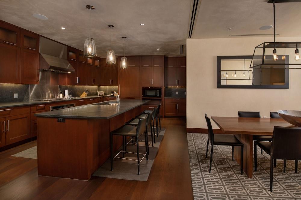 Solaris Residences photo 47