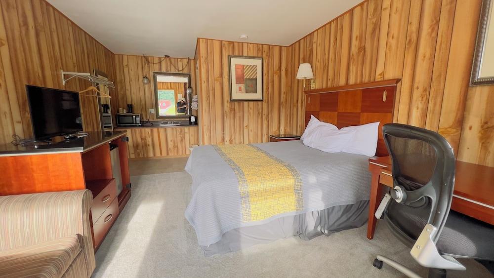 Country Inn Motel photo 24
