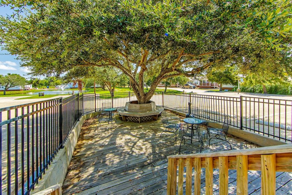 Southern Breeze Lodge photo 3