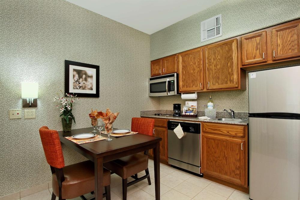 Homewood Suites by Hilton Houston-Woodlands photo 8