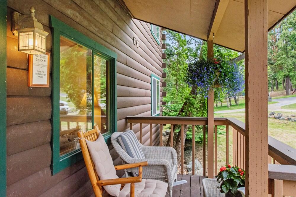 Deer Harbor Inn photo 62