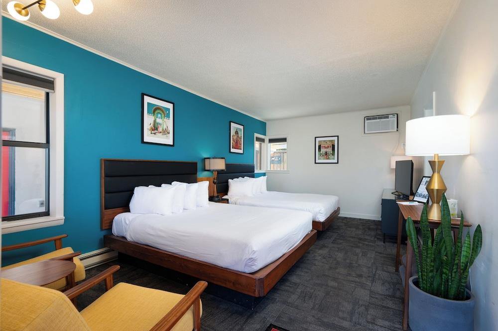 The Sapphire Motel photo 36