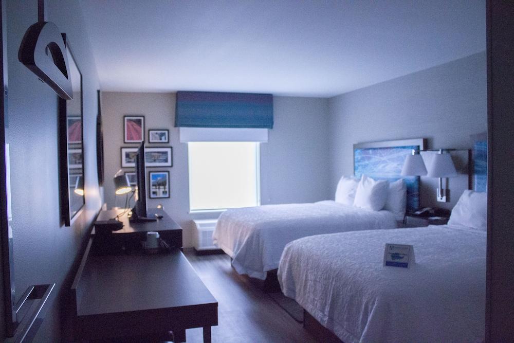 Hampton Inn & Suites Cranberry Pittsburgh photo 3