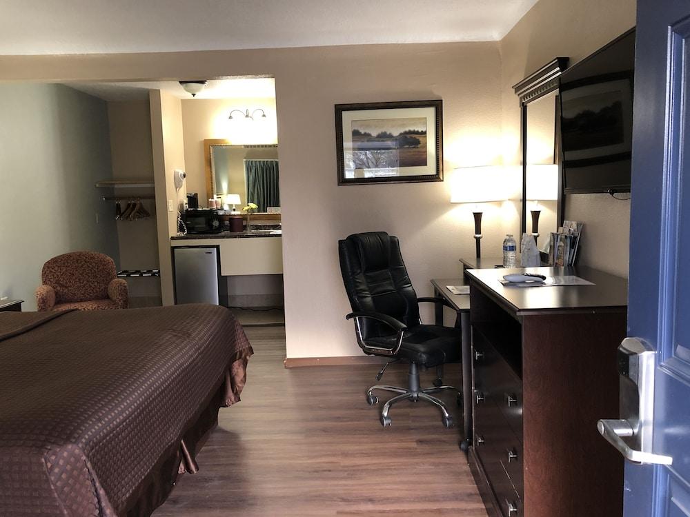 Valueinn Motel photo 21