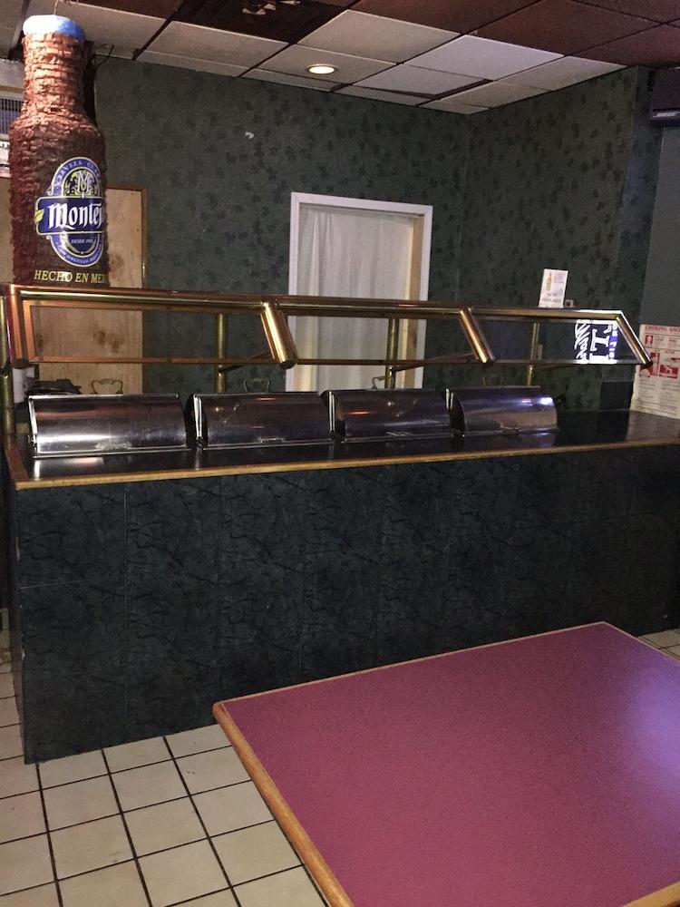 Texas Inn North Brownsville photo 20