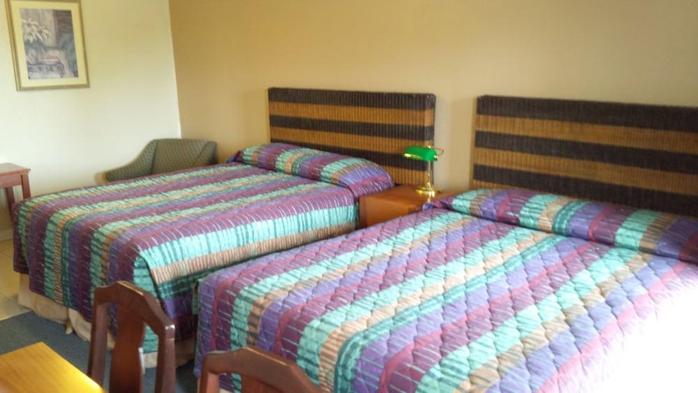 Holiday Lodge photo 11