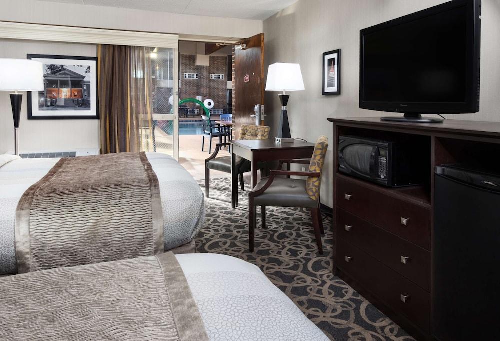 Best Western Ramkota Hotel photo 11
