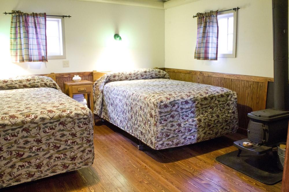 Roosevelt Lodge & Cabins - Inside the Park photo 4