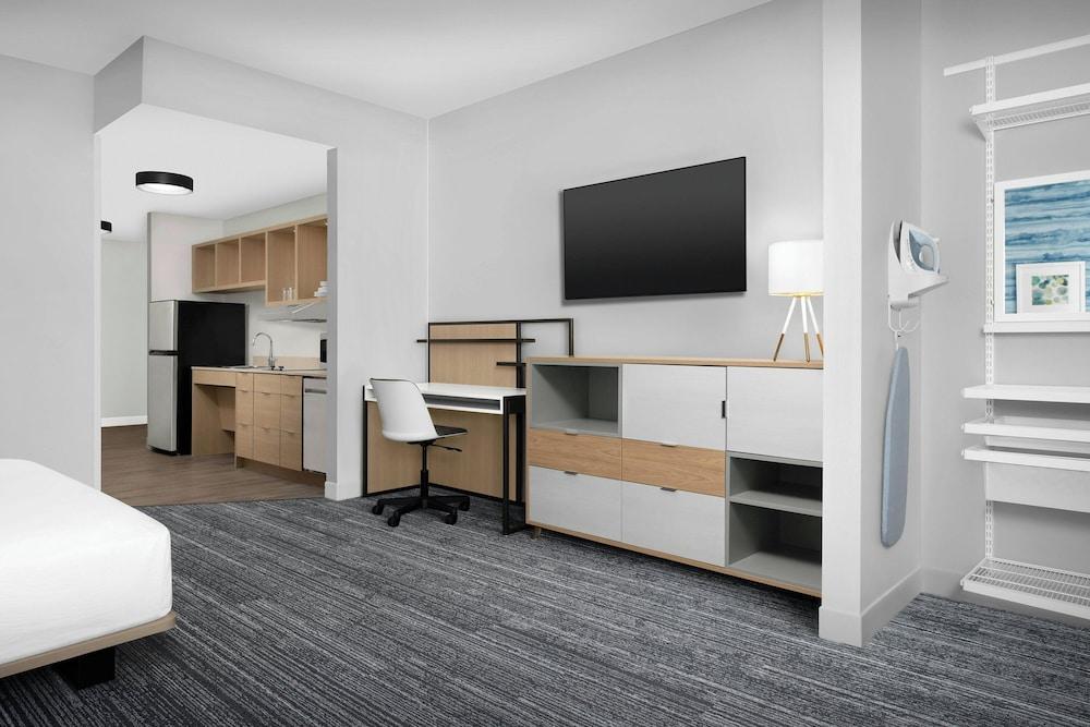 TownePlace Suites by Marriott Lake City photo 45