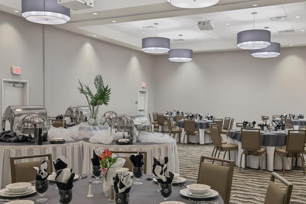 Staybridge Suites Florence - Civic Center by IHG photo 55