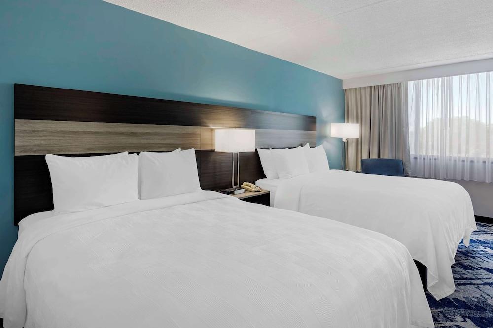 Best Western Rutgers University Hotel photo 32