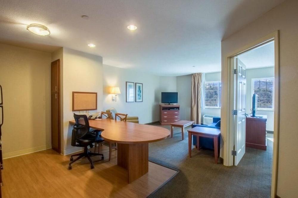 Western Slope suites photo 6