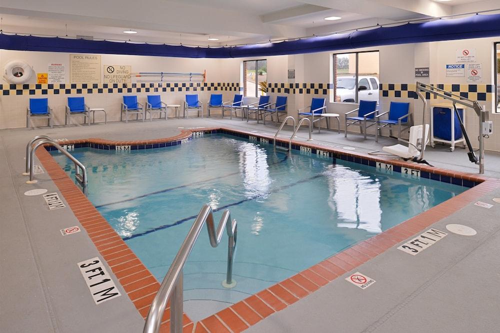 Holiday Inn Express Clanton by IHG photo 23