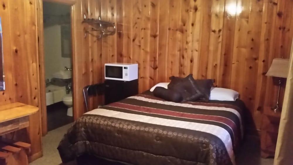 Mystic Valley Inn photo 14