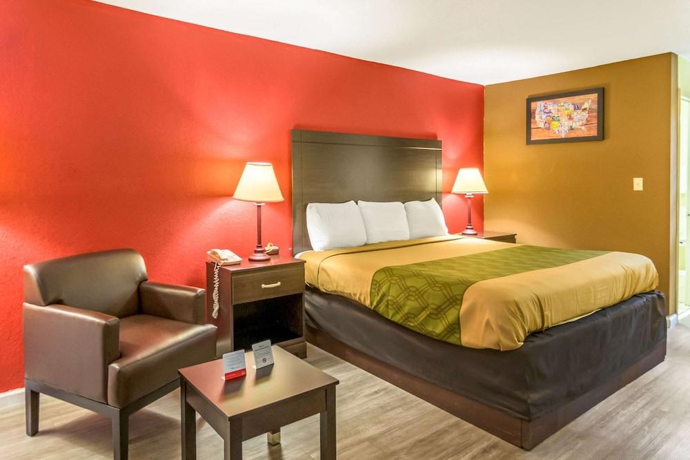 Econo Lodge Andalusia photo 4