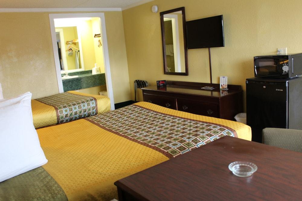 Americas Best Value Inn Conyer photo 15