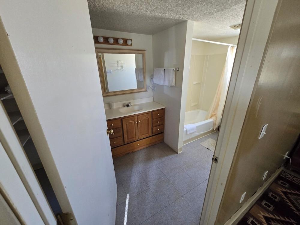 Chisos Mining Co Motel photo 58