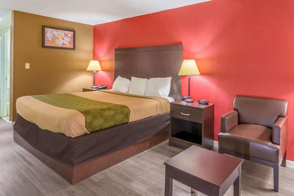 Econo Lodge Andalusia photo 46