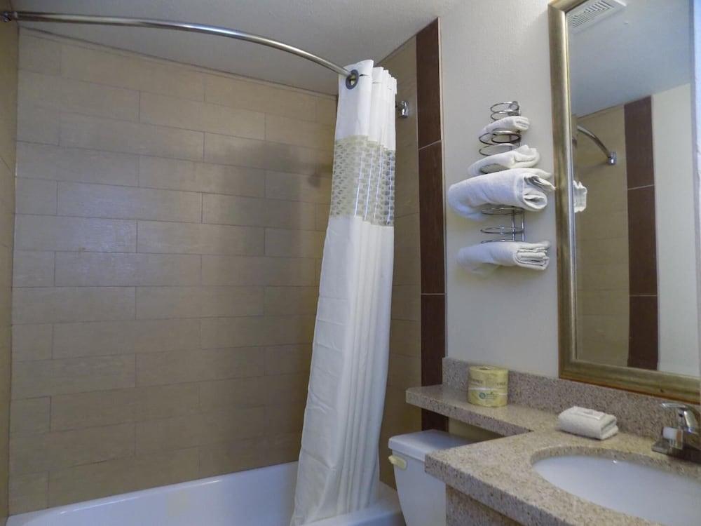 Budget Inn photo 11