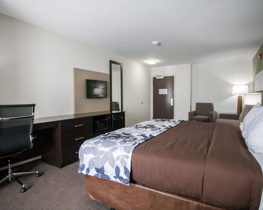 Sleep Inn & Suites Gulfport photo 18