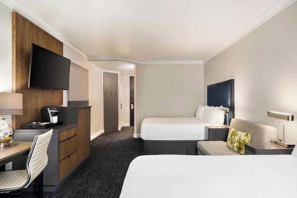 Hilton Motif Seattle photo 18