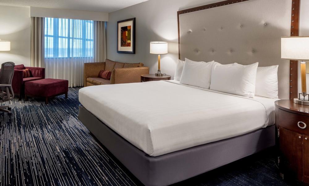 Sonesta Hotel Houston IAH Airport photo 14
