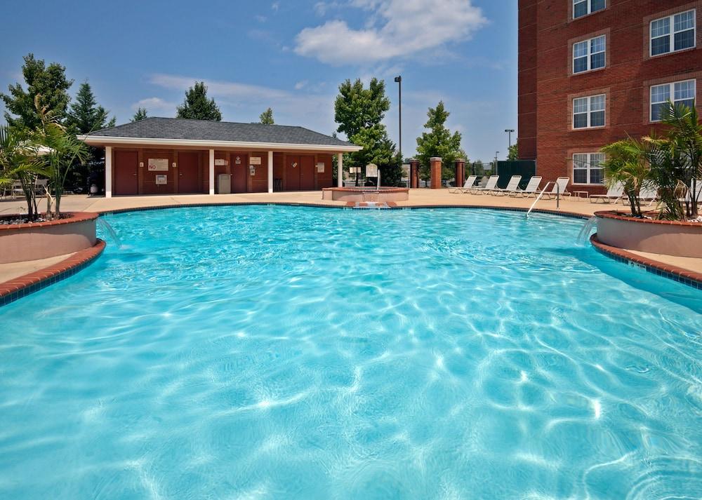 Holiday Inn Chantilly-Dulles Expo Center by IHG photo 22