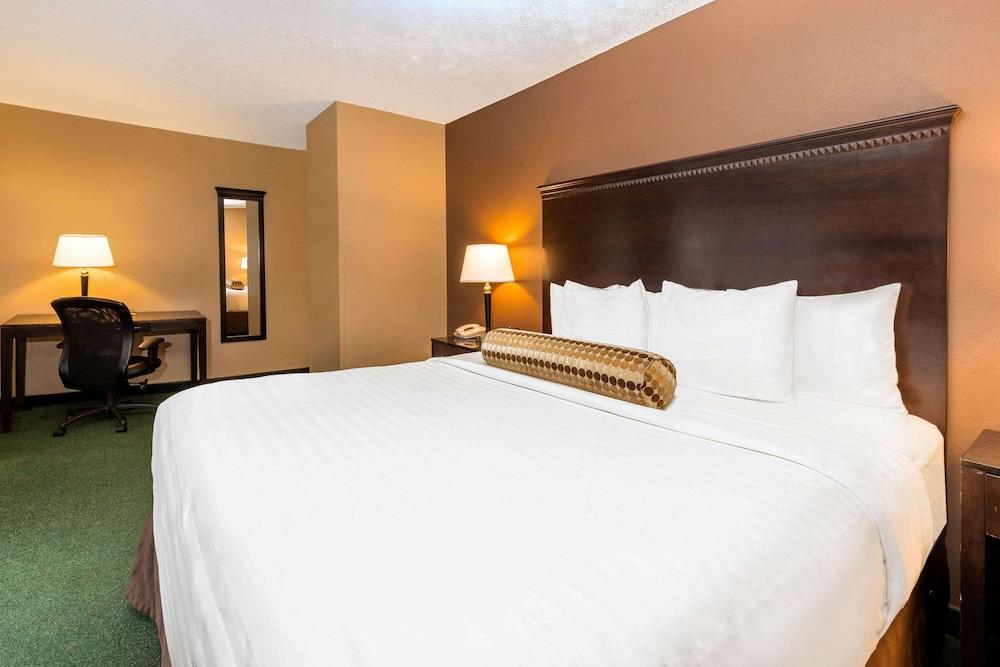 La Quinta Inn & Suites by Wyndham Seattle Downtown photo 11