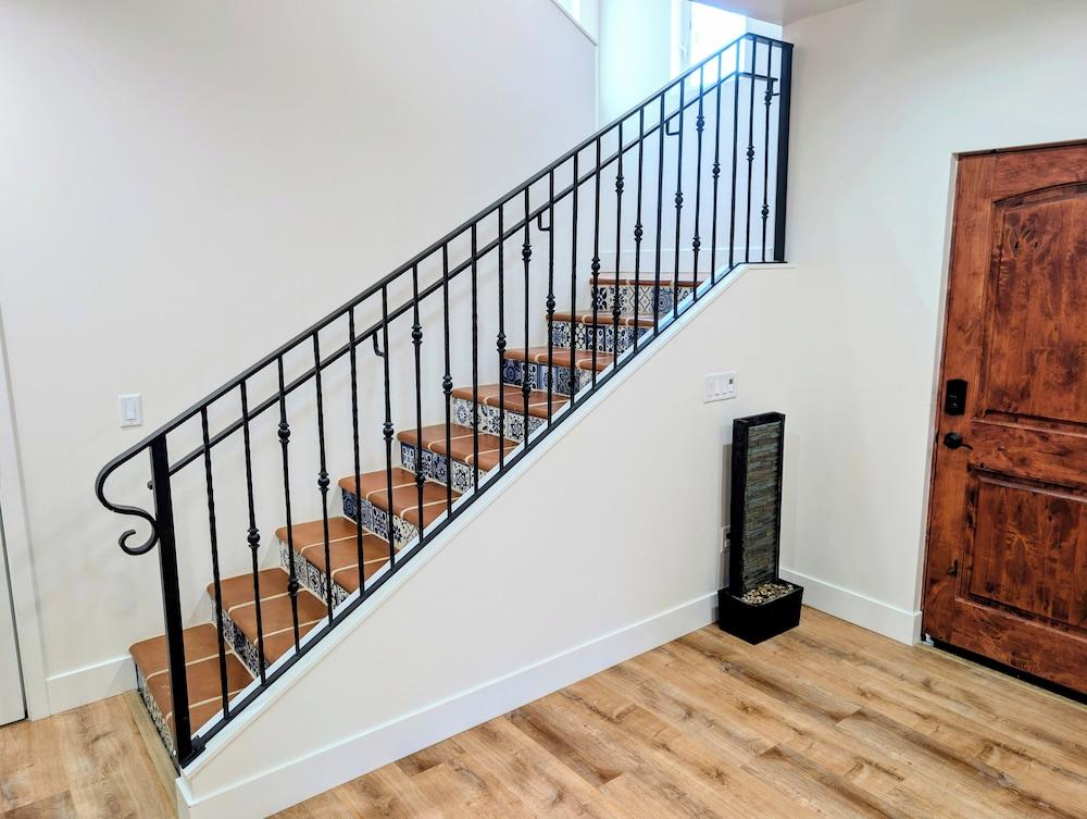 Rise Suites Oceanside photo 60